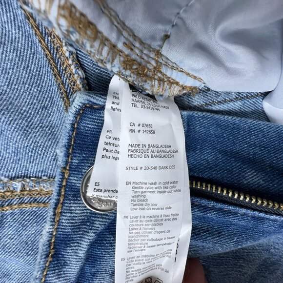 Refuge Denim Mom Shorts Womens Size 03 High Rise Distressed Dark Wash Blue - Picture 4 of 9